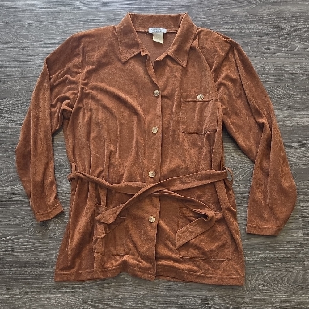 vintage 1990s fashion formulas size large brown Suede Collared Shirt With Belt